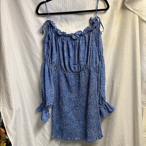 Luxxel adorable dress. Blue with white and beige flakes.